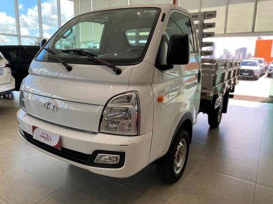 HYUNDAI HR 2.5 TURBO DIESEL CS 4WD MANUAL HYUNDAI HR 2.5 TURBO DIESEL CS 4WD MANUAL